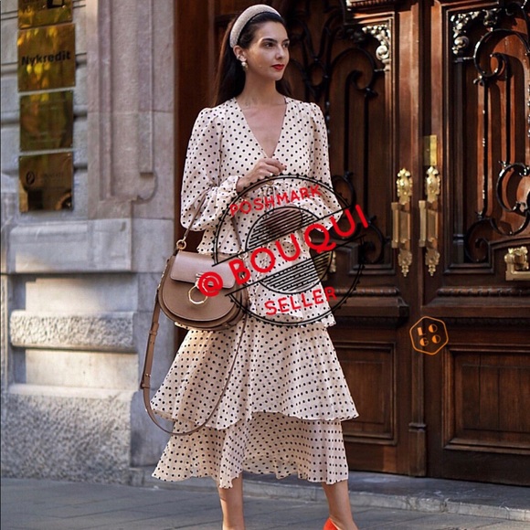 BLOGGER FAVORITE ZARA POLKA DOT DRESS WITH RUFFLES - Picture 7 of 9